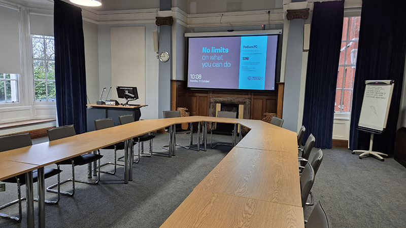 Audio-visual consultancy for university hybrid meeting room
