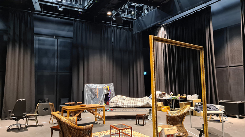 Theatre and broadcast consultancy for university